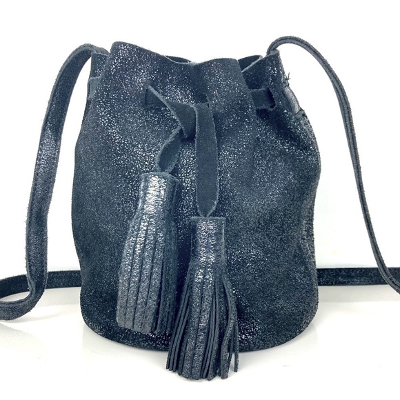 STREET LEVEL Leather Crossbody Bucket/Hobo Bag in Black - Picture 1 of 12